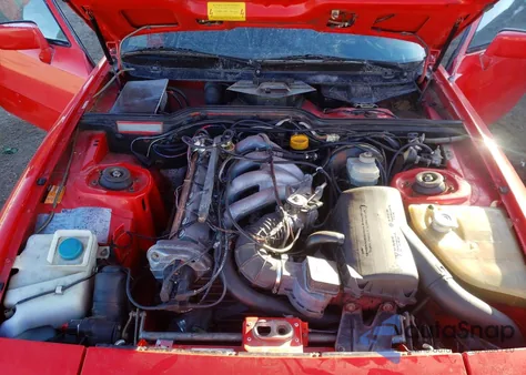 1988 Porsche 924 S z USA, uszkodzony, nr VIN WP0AA0922JN451523